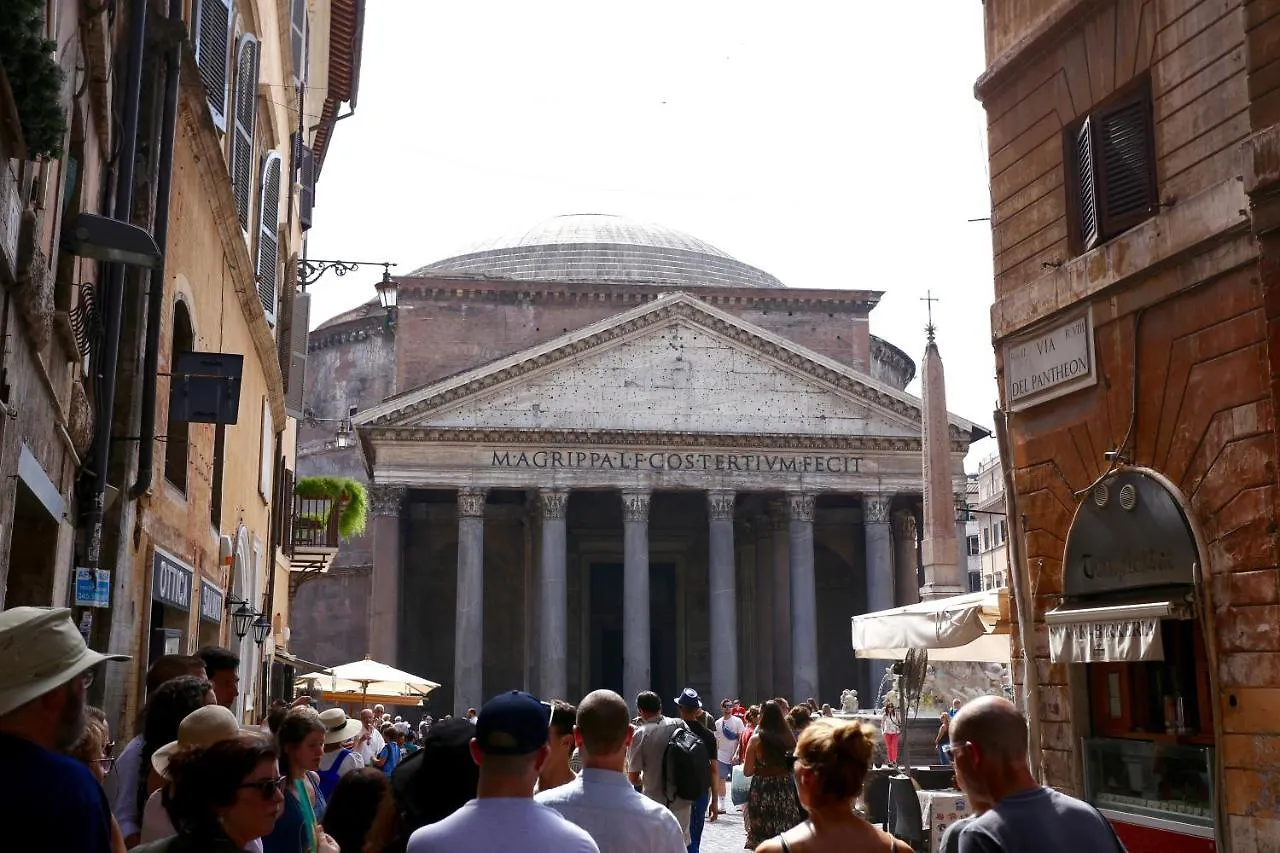 Maddalena 6 - Pantheon Apartment Rome 0*,  Italy
